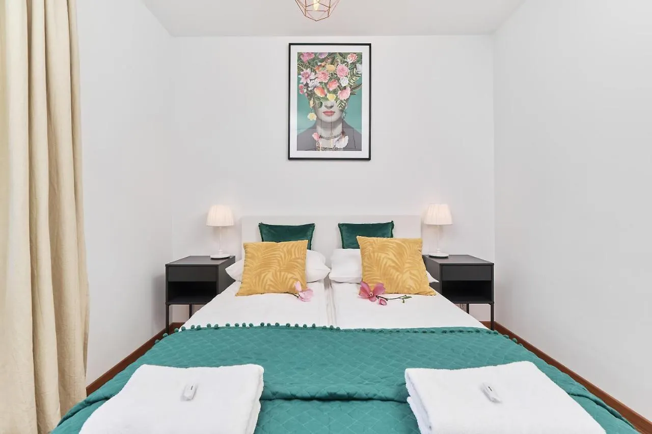 Nowa Teczowa Apartments Promenada Staromiejska By Noclegi Renters Wroclaw 0*,  Poland